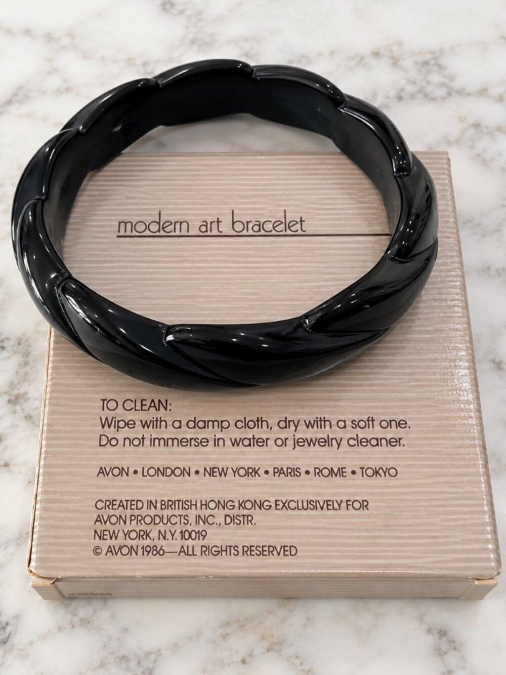 Vintage 1986 Avon Modern Art Black Sculptural Bangle Bracelet Original Box